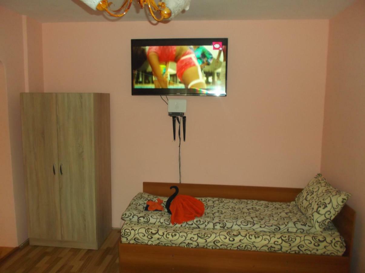 Apartament 2 Camere Semidecomandat "La Gicu" Сулина Екстериор снимка